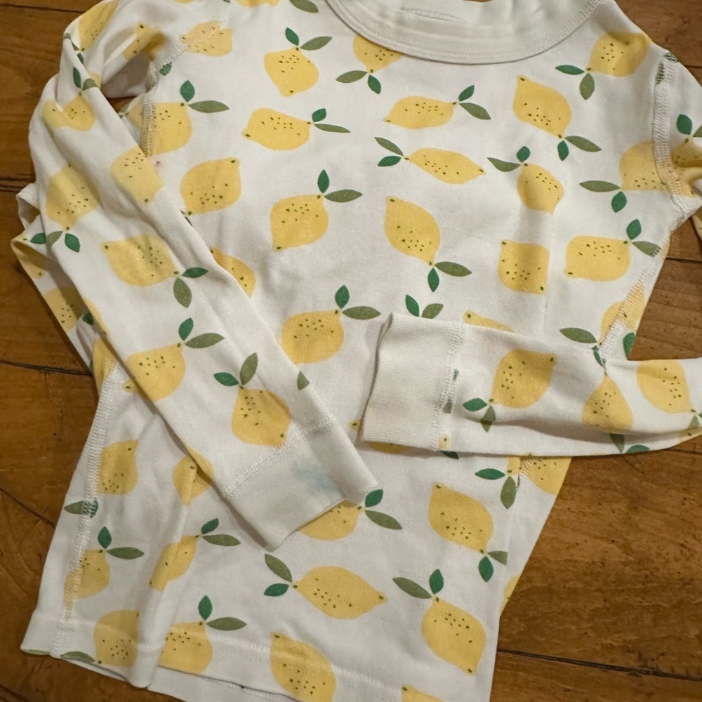 Hanna Andersson lemon pajamas size 120cm 6-7 VGUC